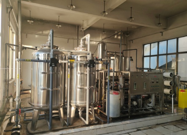 济南鲁信6T单级反渗透设备安装调试